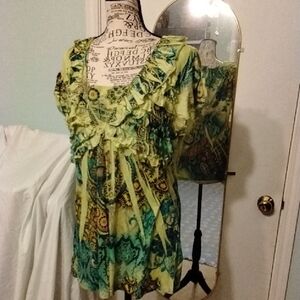 Women's New Directions NWOT Ruffled Boho  Green/Yellow Short Sleeve Top